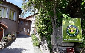 Gîte Saint-Vidal, 4 pièces, 6 personnes - FR-1-582-308